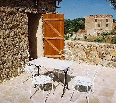 Pietra-monetta Bed & Breakfast *